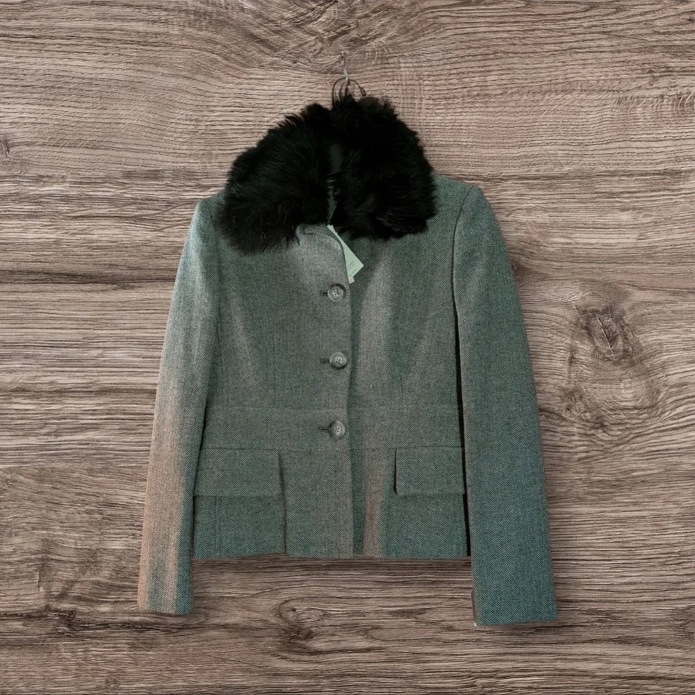Banana Republic Gray Blazer 89% Wool with Black Faux Fur Collar
